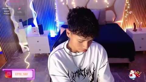 Snapshot of ette_tay chatting on December 2025 07:44:01 PM ette online show from December 2025 07:44:01 PM