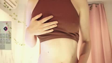 Snapshot of euphoria_girls chatting on November 2025 04:36:01 PM check about me online show from November 2025 04:36:01 PM