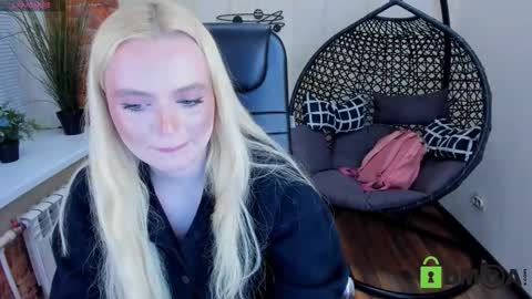 eva2213 online show from February 2026 03:52:01 PM