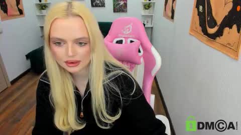 eva2213 online show from February 2026 03:46:02 PM