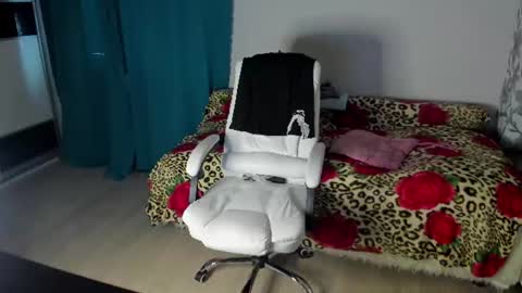 Eva online show from June 2026 09:18:02 PM