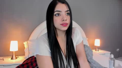 EVA  online show from February 2025 05:40:02 PM