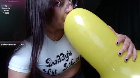 Snapshot of eva_camx chatting on December 2024 01:53:02 PM Eva online show from December 2024 01:53:02 PM