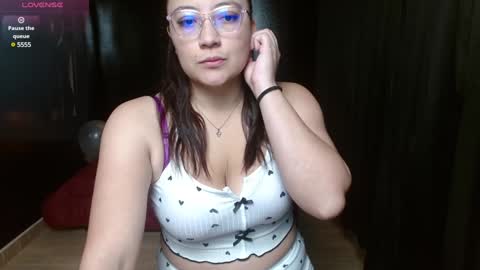 Snapshot of eva_camx chatting on December 2024 01:52:02 PM Eva online show from December 2024 01:52:02 PM