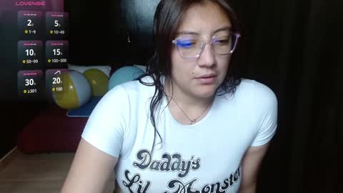 Snapshot of eva_camx chatting on January 2025 01:58:01 PM Eva online show from January 2025 01:58:01 PM