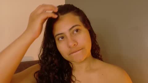 Snapshot of eva_daemon chatting on October 2025 11:40:01 AM EVA DAEMON online show from October 2025 11:40:01 AM