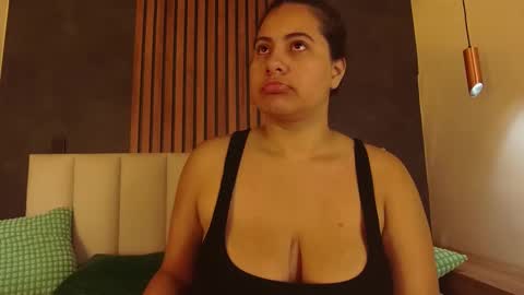 Snapshot of eva_daemon chatting on November 2025 11:34:01 AM EVA DAEMON online show from November 2025 11:34:01 AM