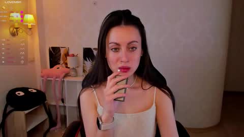 Snapshot of eva_deepsy chatting on February 2026 04:44:01 AM Im Eva online show from February 2026 04:44:01 AM