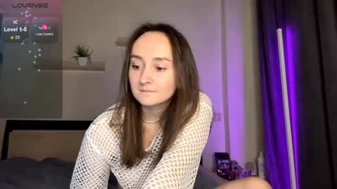 Snapshot of eva_elfis chatting on September 2025 09:27:01 PM Eva online show from September 2025 09:27:01 PM