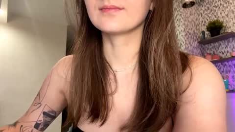 Snapshot of eva_elfis chatting on October 2025 09:37:01 PM Eva online show from October 2025 09:37:01 PM