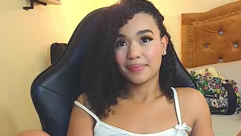 Eva Foxs  online show from December 2025 12:59:02 AM