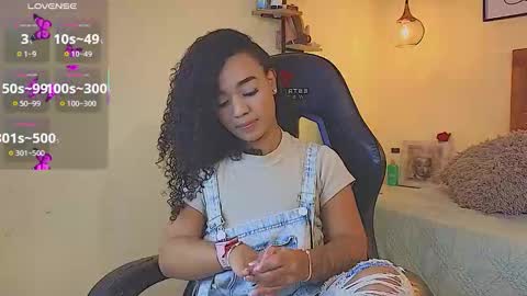 Eva Foxs  online show from December 2025 10:49:02 PM