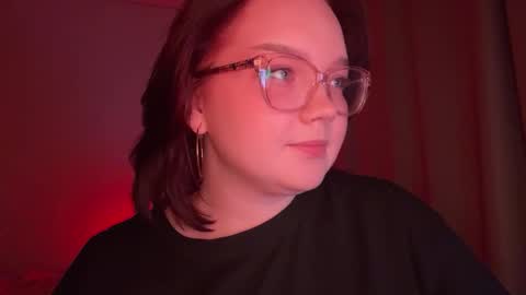 eva_kittenn online show from February 2026 07:23:01 PM