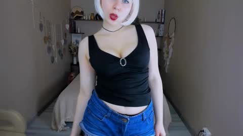 Eva online show from October 2025 11:16:01 AM