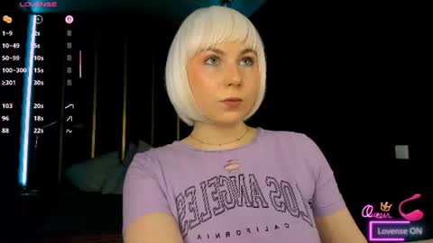 Snapshot of eva_lawrence chatting on June 2026 03:37:02 PM Eva online show from June 2026 03:37:02 PM