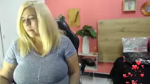 eva_love49 online show from June 2026 06:20:01 PM