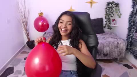 Snapshot of eva_maddox chatting on December 2025 04:39:02 AM Eva online show from December 2025 04:39:02 AM