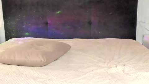 Eva Merlin online show from September 2025 06:15:02 AM