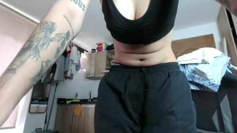 Snapshot of eva_monwalker chatting on June 2026 01:48:01 PM Eva cute online show from June 2026 01:48:01 PM
