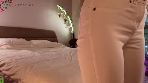 Snapshot of eva_natsumi chatting on May 2026 05:20:02 PM Eva online show from May 2026 05:20:02 PM