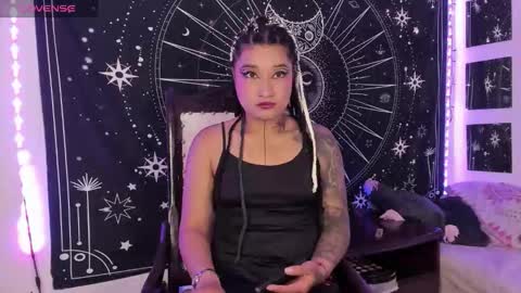 Eva  online show from September 2025 06:28:02 AM