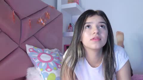 Snapshot of eva_sin18 chatting on September 2025 11:26:01 PM Eva Sin online show from September 2025 11:26:01 PM