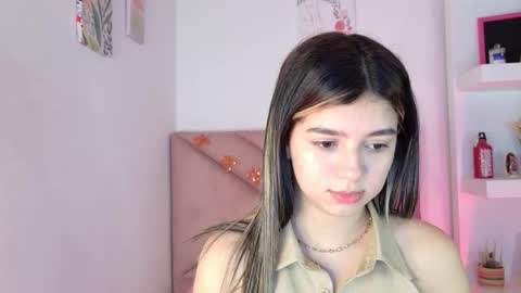 Snapshot of eva_sin18 chatting on October 2025 11:16:01 PM Eva Sin online show from October 2025 11:16:01 PM