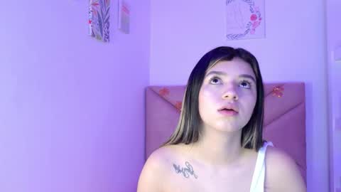 Snapshot of eva_sin18 chatting on October 2025 12:00:02 AM Eva Sin online show from October 2025 12:00:02 AM