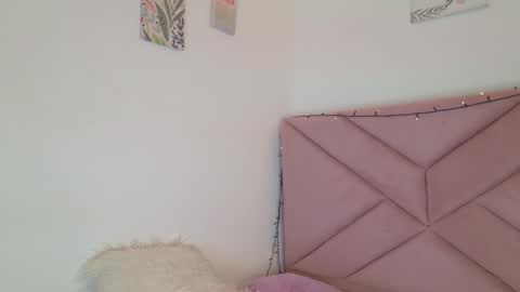 Eva Sin online show from February 2026 11:19:01 PM