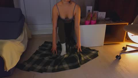 Hi there i am Eva and i wish create a nice community with you so join my Ticket Show for more pleasure online show from February 2026 02:17:02 PM