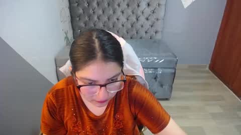 eva_smit_t online show from February 2026 02:04:02 AM