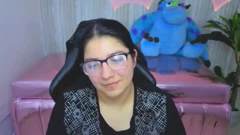 eva_smit_t online show from February 2026 03:32:01 AM