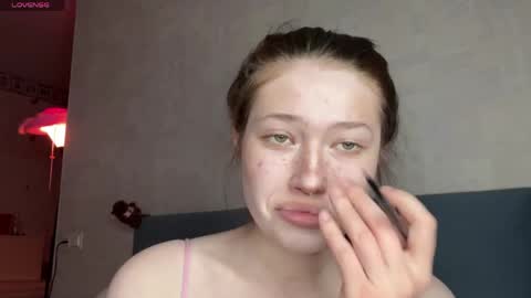 eva varnerr online show from April 2026 08:50:01 PM