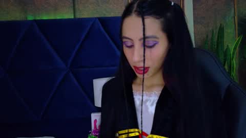 EVA CLOEE online show from October 2025 01:06:02 AM