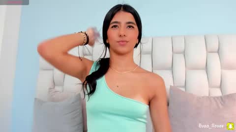 Eva online show from November 2025 09:02:01 PM