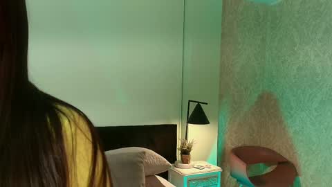 julieth online show from October 2025 01:11:01 PM