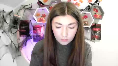 Evachaturbatte online show from October 2025 09:12:01 AM