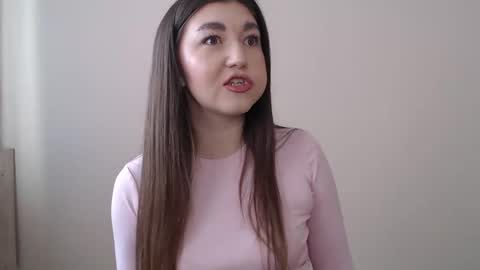 Evachaturbatte online show from March 2026 07:12:01 AM