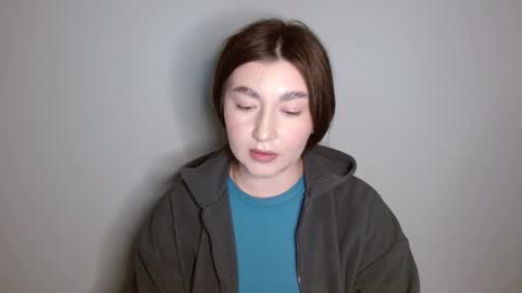 Evachaturbatte online show from April 2026 05:19:01 AM