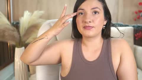 Snapshot of evacollinn chatting on December 2025 09:09:02 PM Eva Collin online show from December 2025 09:09:02 PM