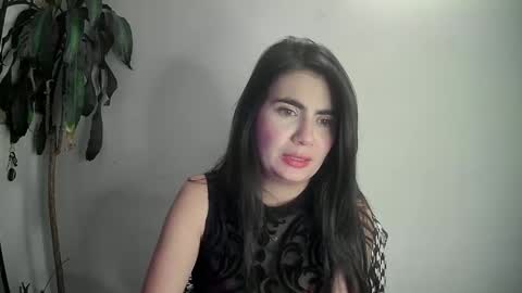 Snapshot of evacollins12 chatting on January 2025 12:45:01 AM evacollins12 online show from January 2025 12:45:01 AM