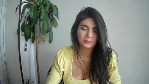 Snapshot of evacollins12 chatting on January 2025 04:05:01 PM evacollins12 online show from January 2025 04:05:01 PM