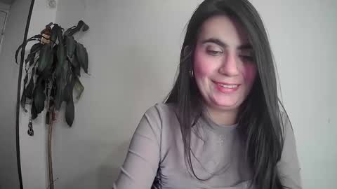 Snapshot of evacollins12 chatting on February 2025 03:01:02 AM evacollins12 online show from February 2025 03:01:02 AM