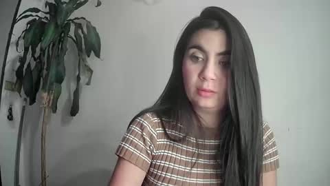 Snapshot of evacollins12 chatting on February 2025 11:36:02 PM evacollins12 online show from February 2025 11:36:02 PM