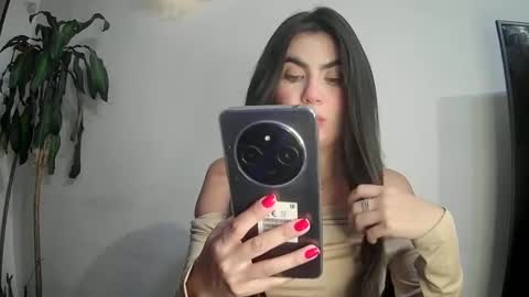 Snapshot of evacollins12 chatting on March 2025 11:12:01 PM evacollins12 online show from March 2025 11:12:01 PM