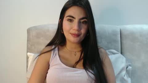 Snapshot of evacollins12 chatting on September 2025 10:44:02 PM evacollins12 online show from September 2025 10:44:02 PM