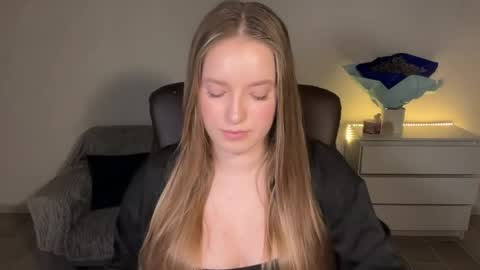 Snapshot of evajuly chatting on April 2026 07:56:02 PM Eva online show from April 2026 07:56:02 PM