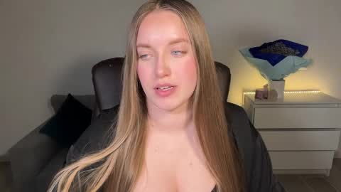 Snapshot of evajuly chatting on June 2026 08:57:02 PM Eva online show from June 2026 08:57:02 PM