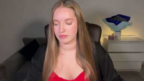 Snapshot of evajuly chatting on June 2026 07:03:02 PM Eva online show from June 2026 07:03:02 PM