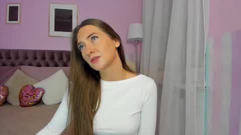 Snapshot of evalaniss chatting on September 2025 02:46:02 AM Eva online show from September 2025 02:46:02 AM